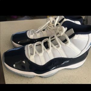 Jordan 11 Win like 82 Size 9.5